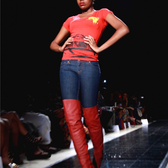 54 Kingdoms Hybrid Collection Ghana Women Red