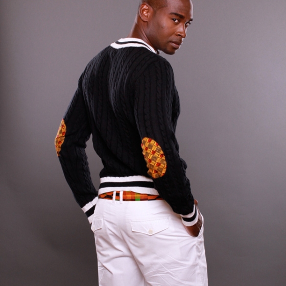 54 Kingdoms University of Afrika (UoA) Sweater Black